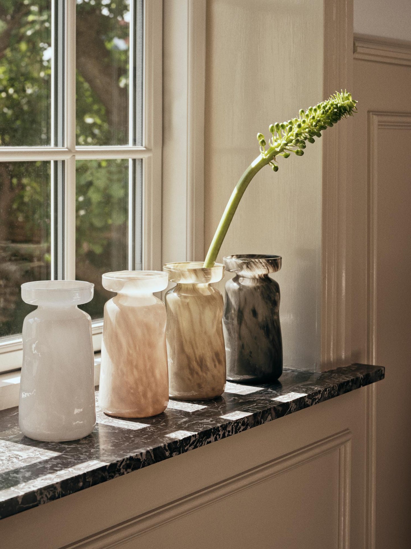 Broste Copenhagen Vase / Solai / Weiß