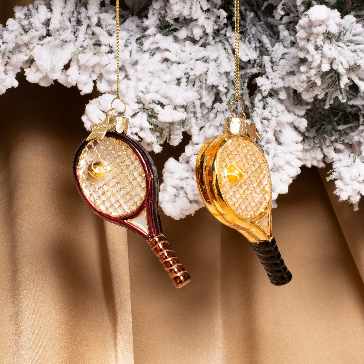 Tennisschläger als Weihnachtsbaumanhänger