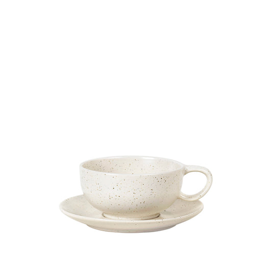 Große Teetasse mit Untertasse