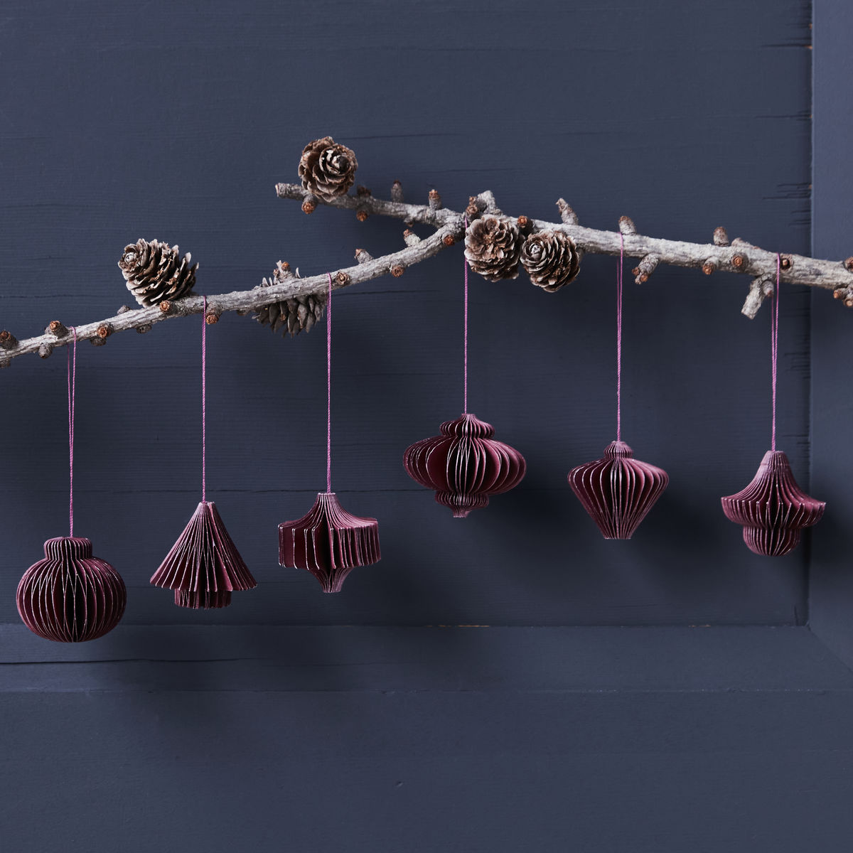 House Doctor Ornamente Comb / Burgundy