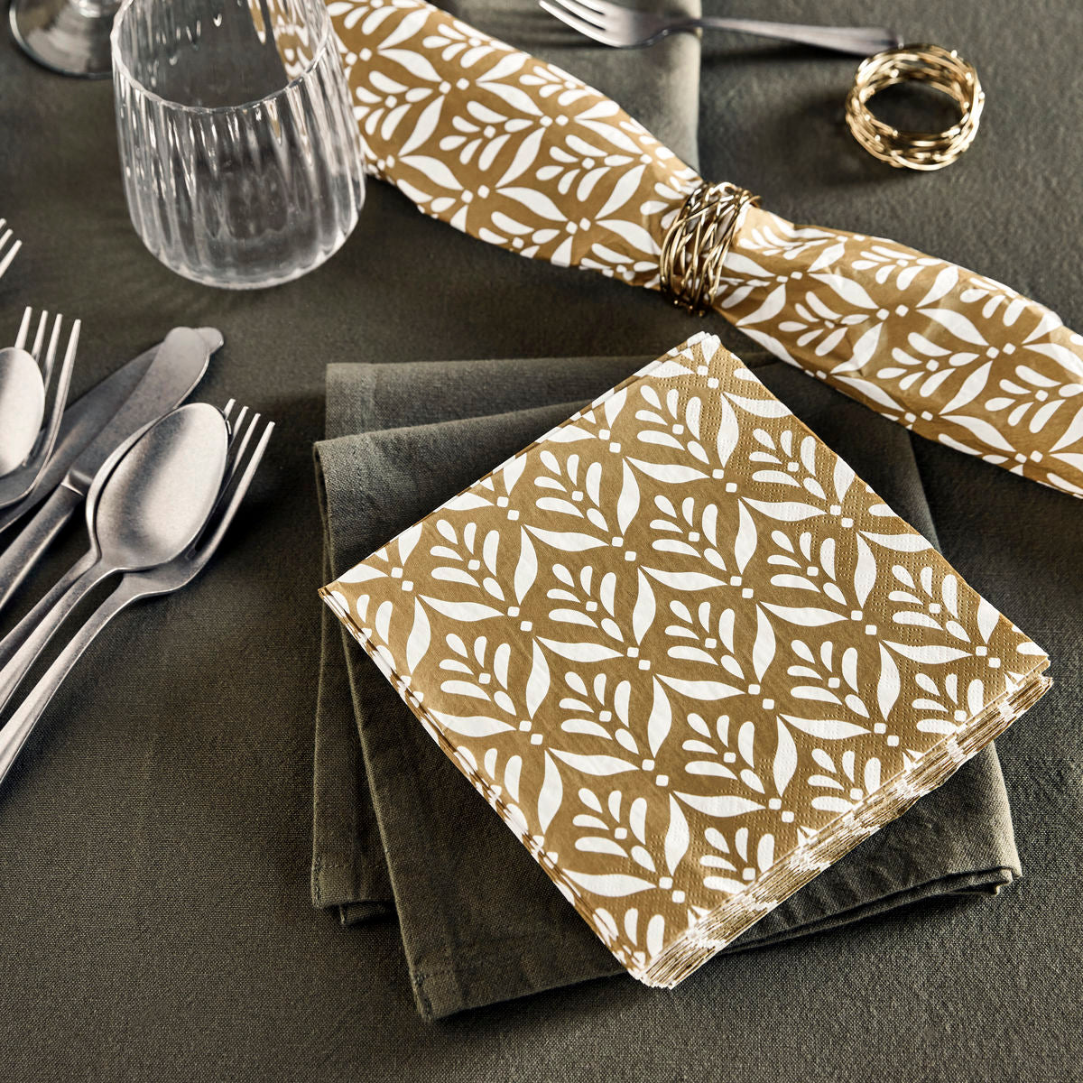 Papier Servieten mit Blumen Muster ocker Gold