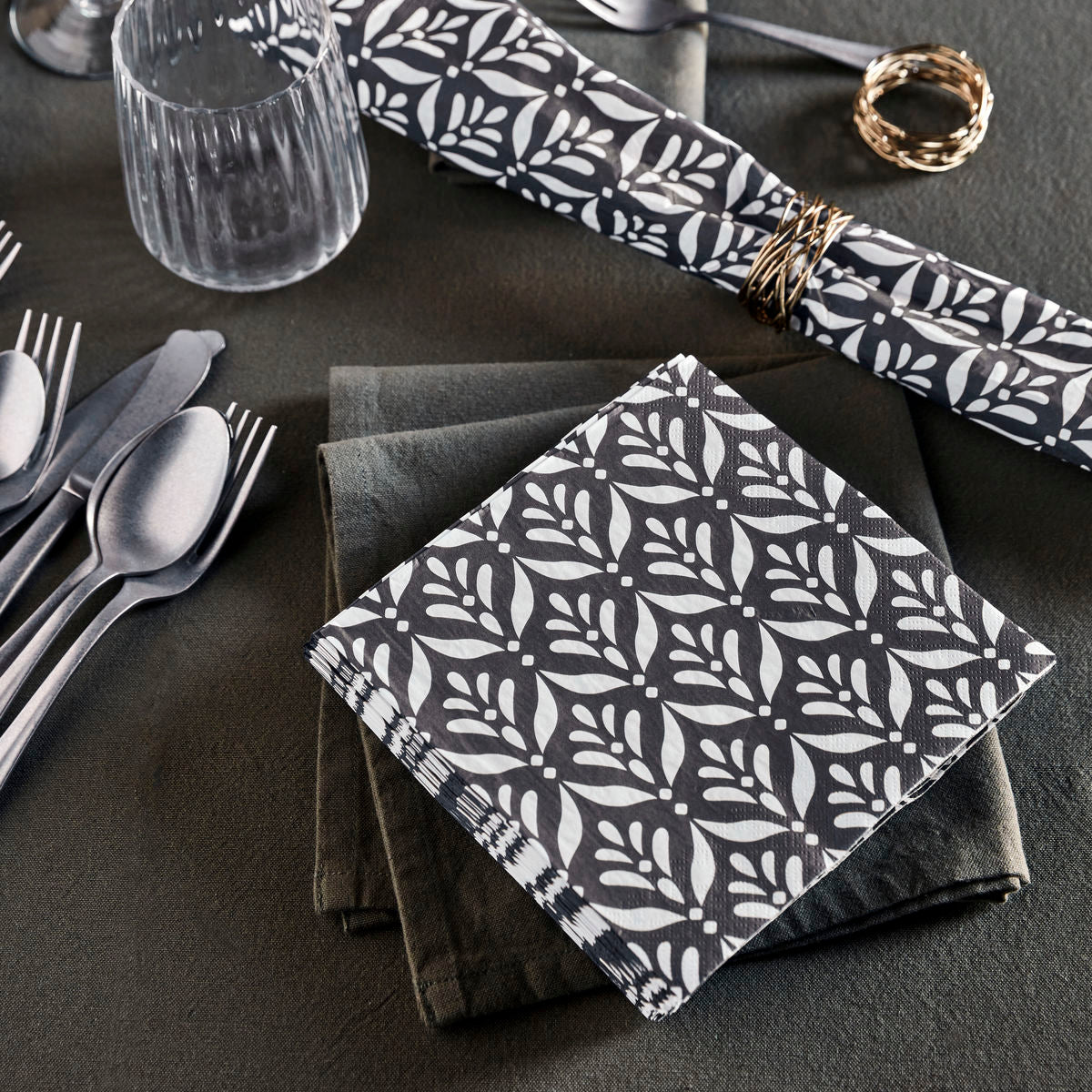 Papier Servietten mit schwarz weiß Muster