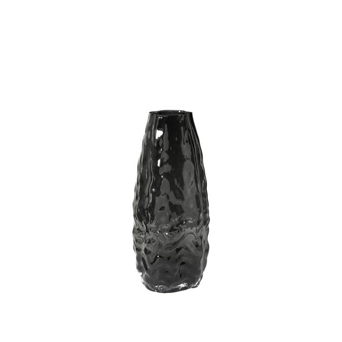 Graue Vase von Broste Copenhagen aus welligem Glas.